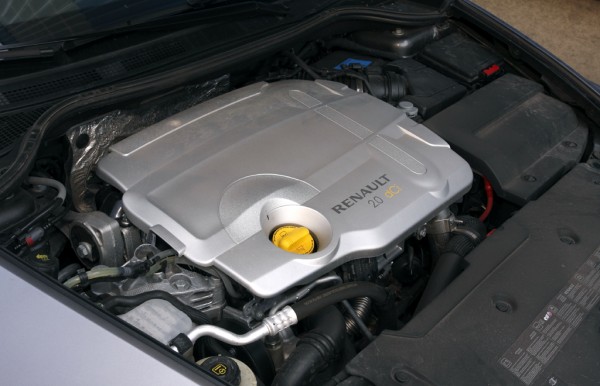 RENAULT LAGUNA