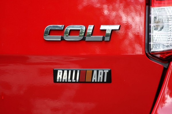 MITSUBISHI COLT