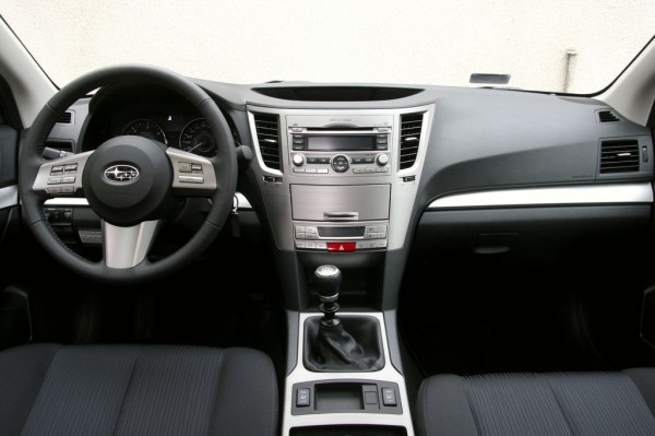 SUBARU LEGACY