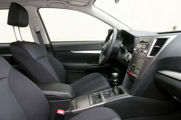 SUBARU LEGACY