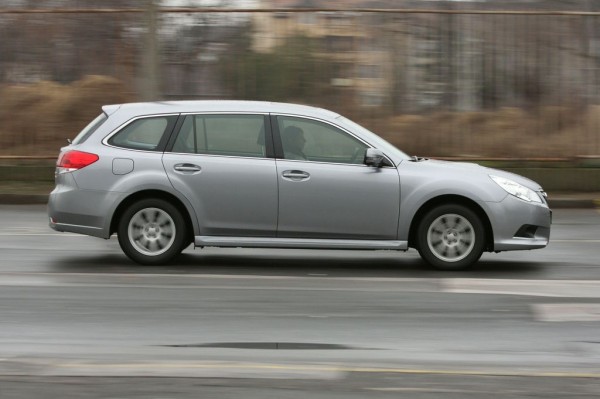 SUBARU LEGACY