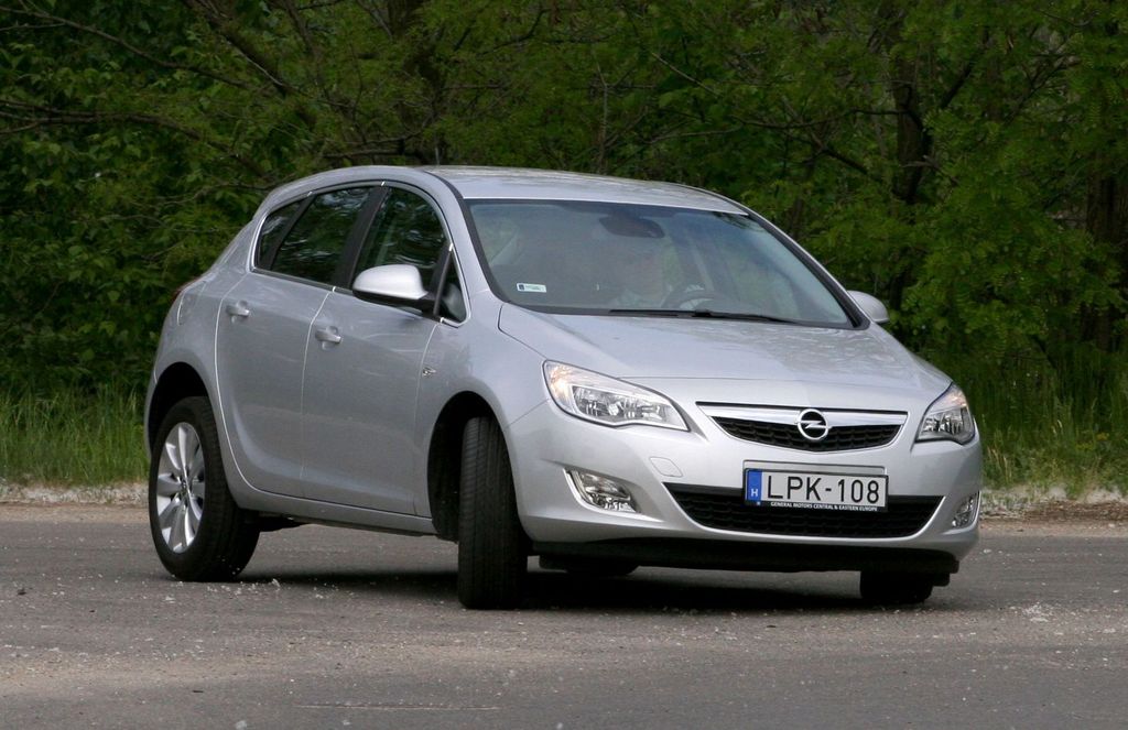 OPEL ASTRA J