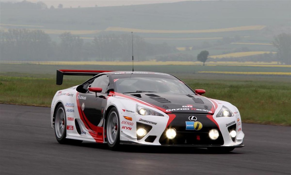 LEXUS LF