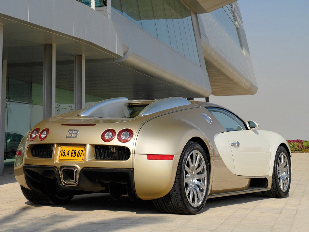 BUGATTI VEYRON