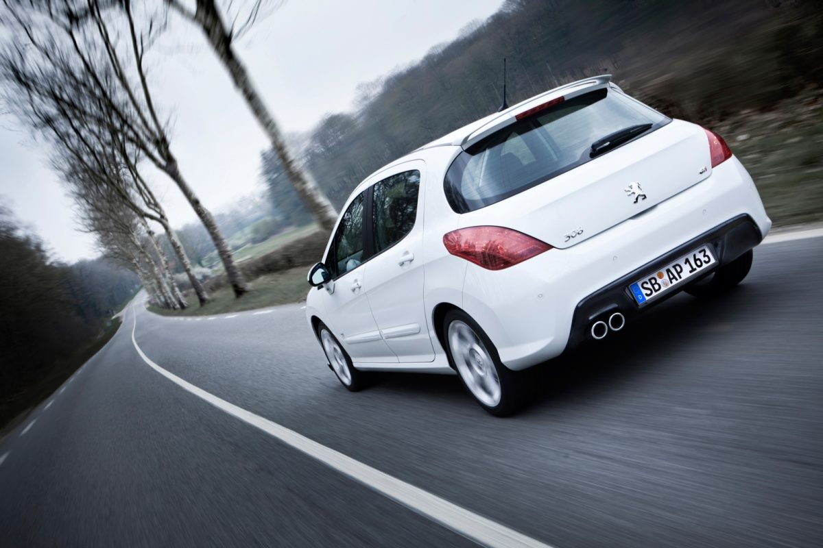 PEUGEOT 308