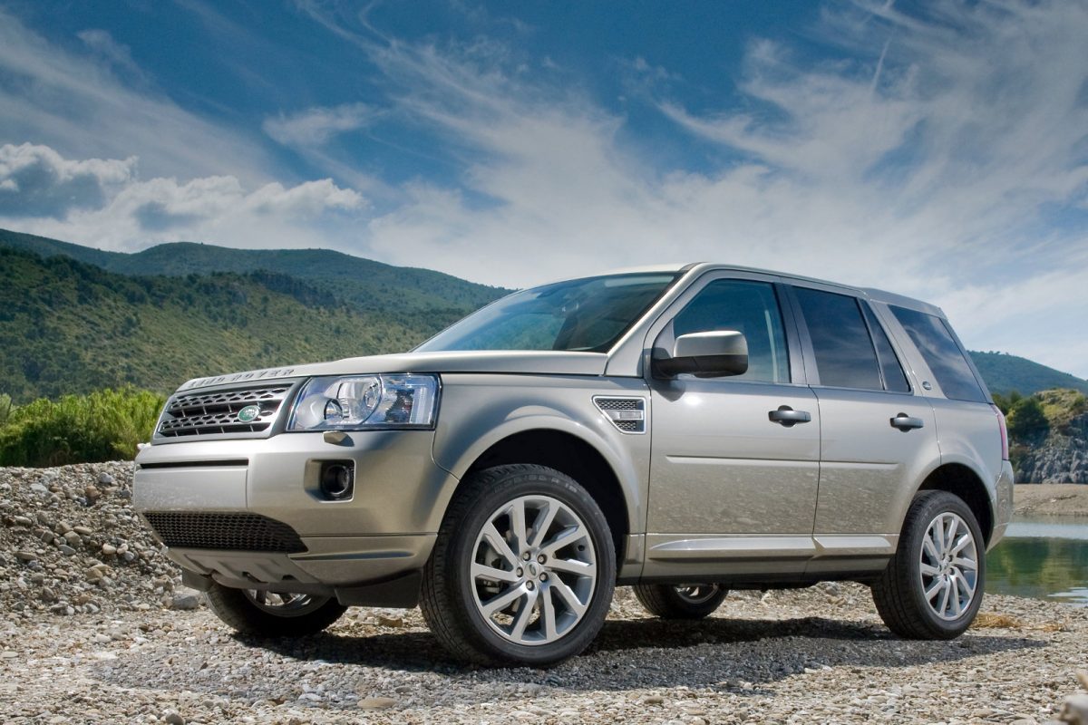 LAND ROVER