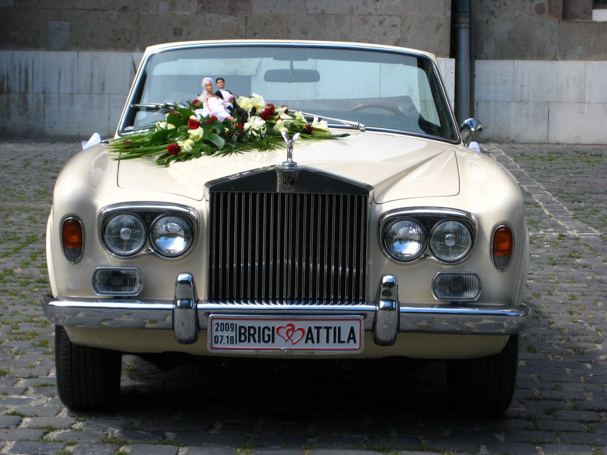 ROLLS-ROYCE