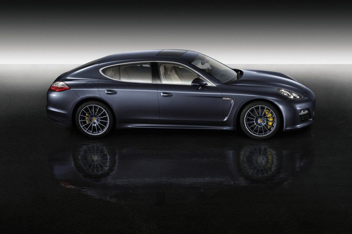 PORSCHE
