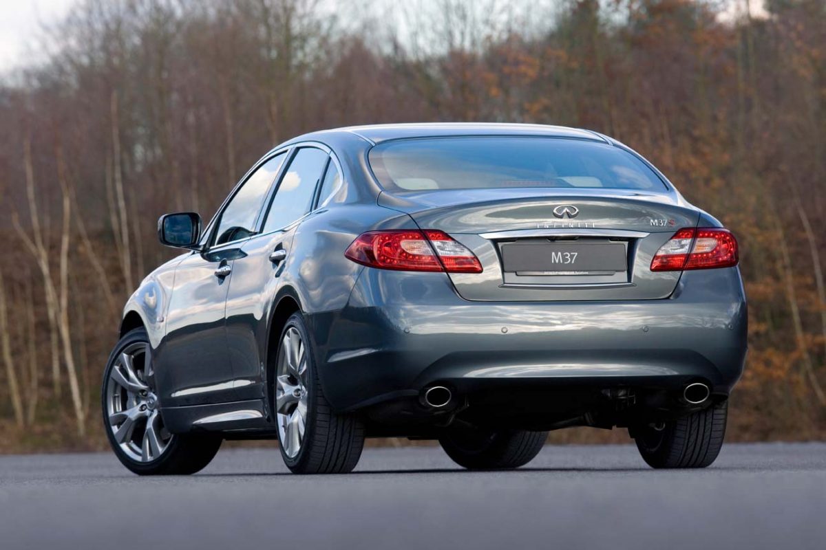 INFINITI G37