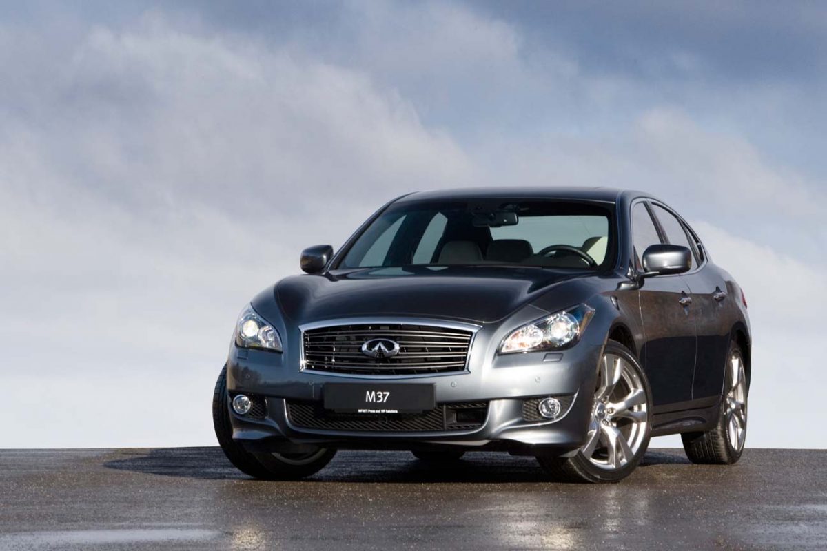 INFINITI G37