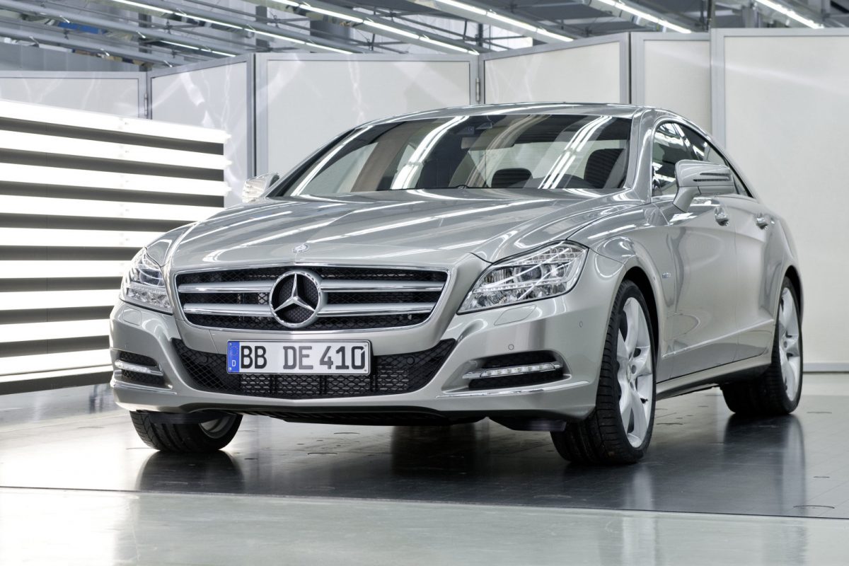 MERCEDES-BENZ