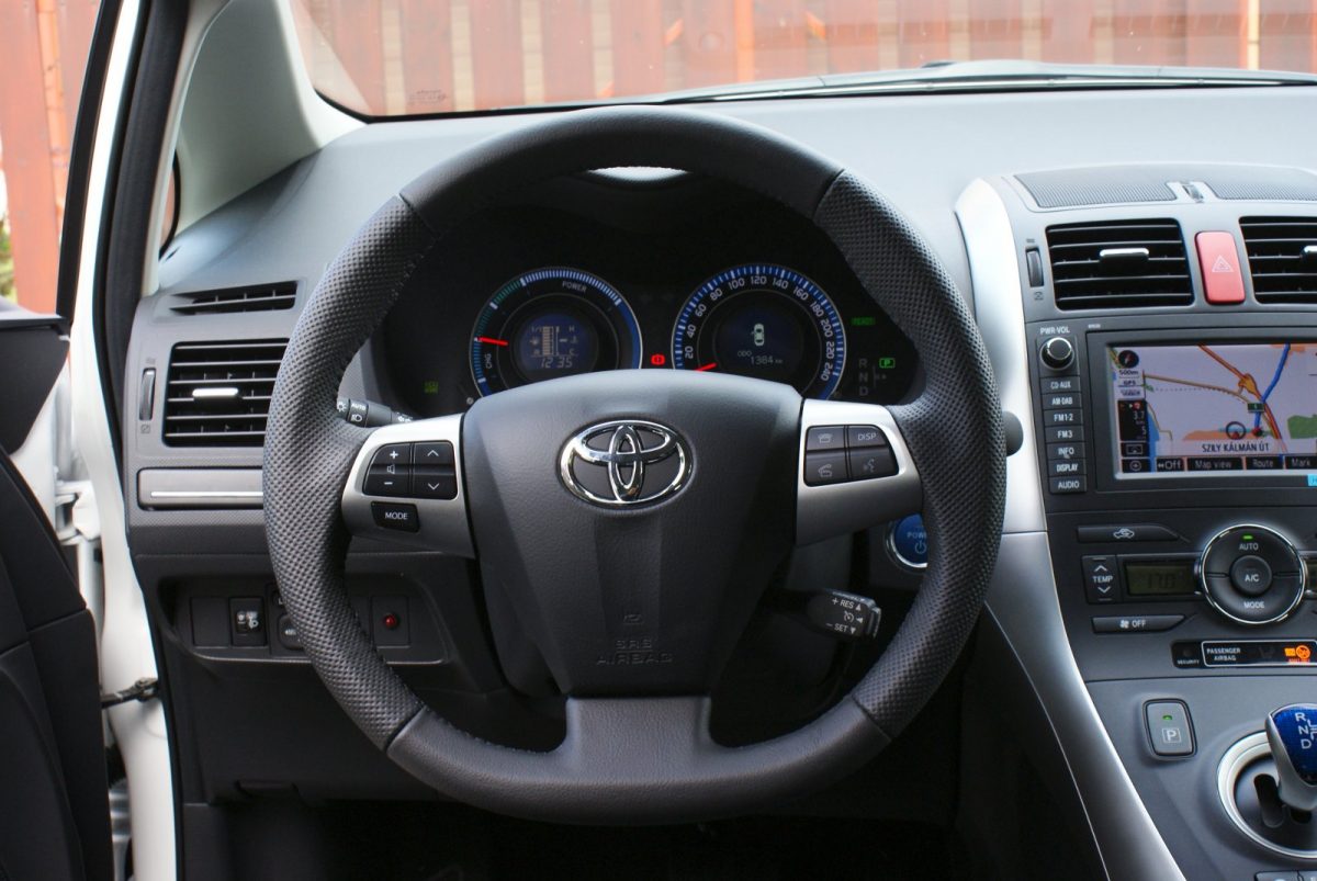 TOYOTA
