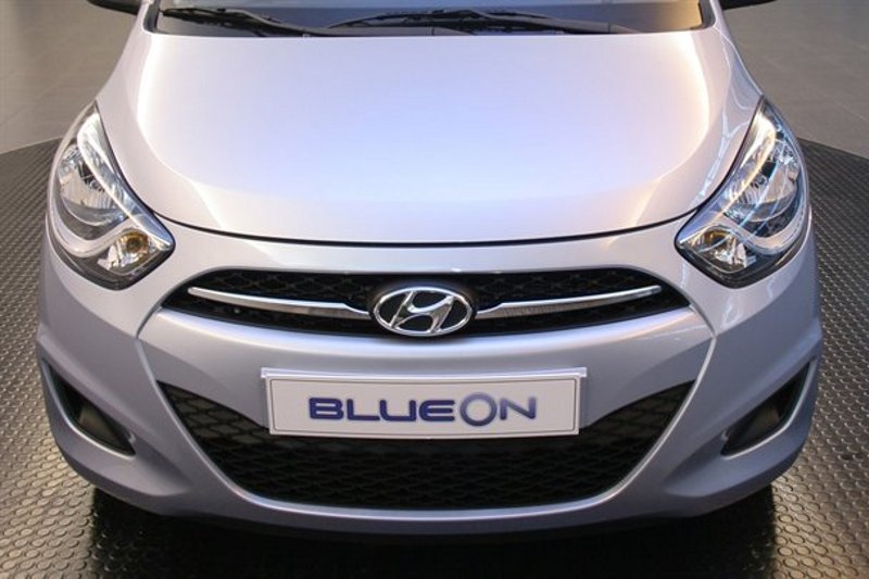 HYUNDAI
