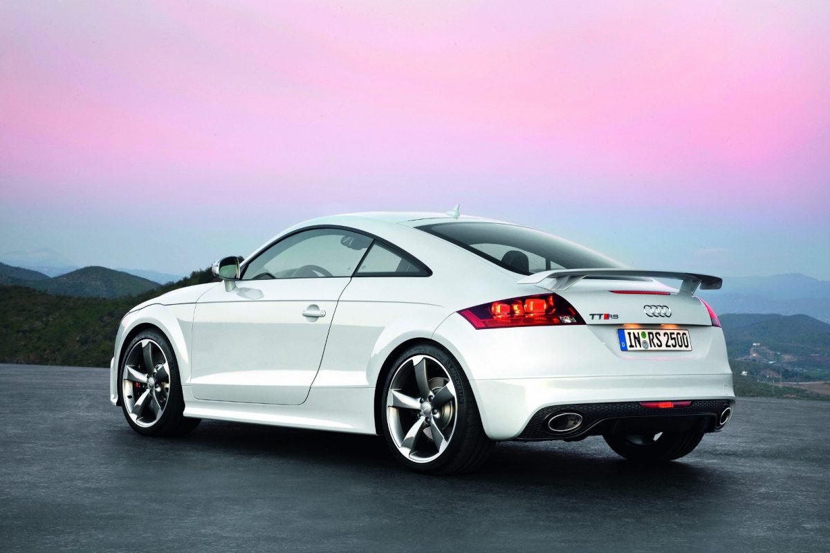 AUDI