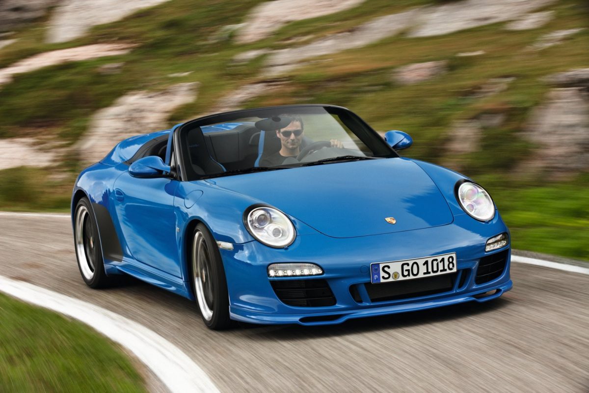 PORSCHE