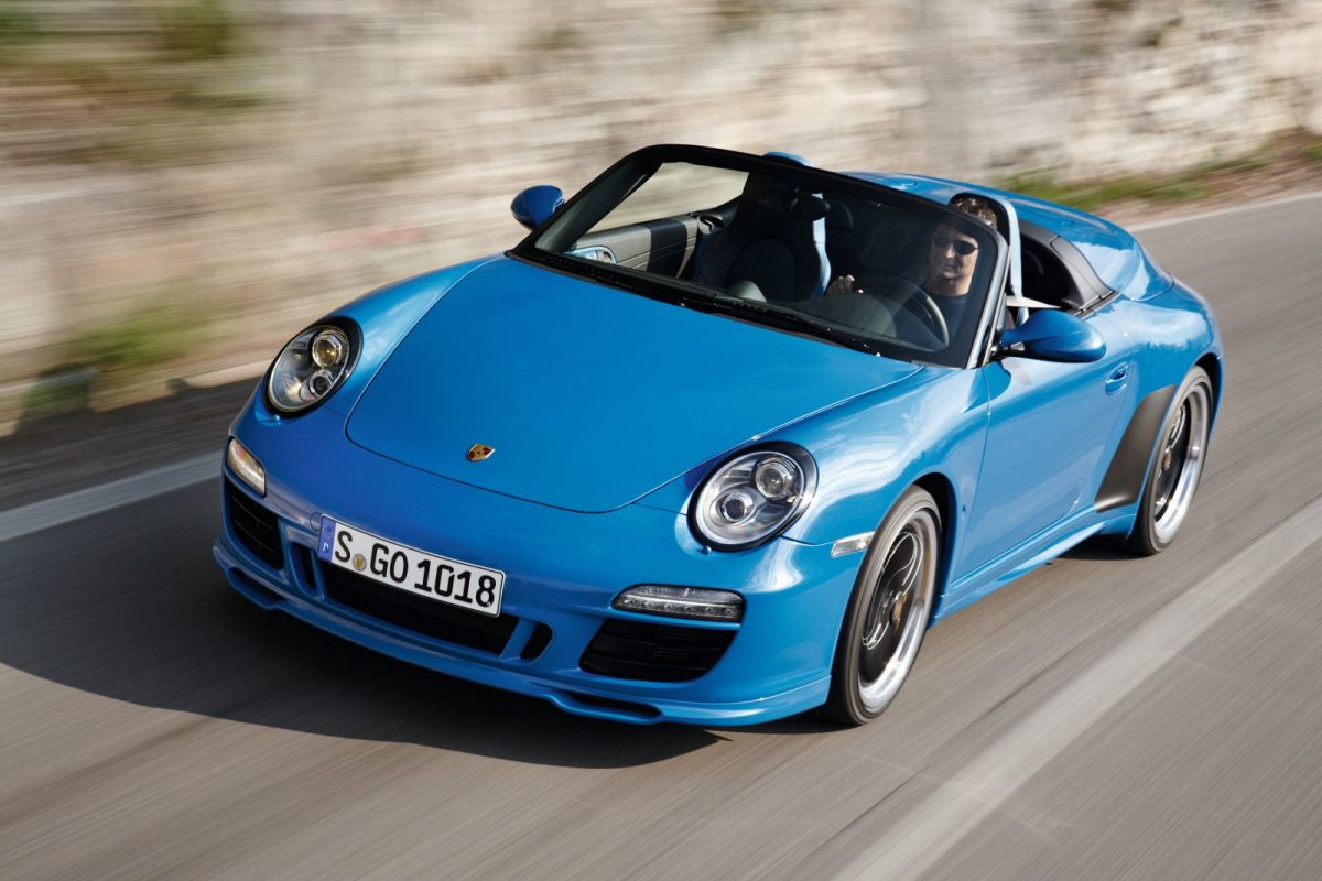 PORSCHE