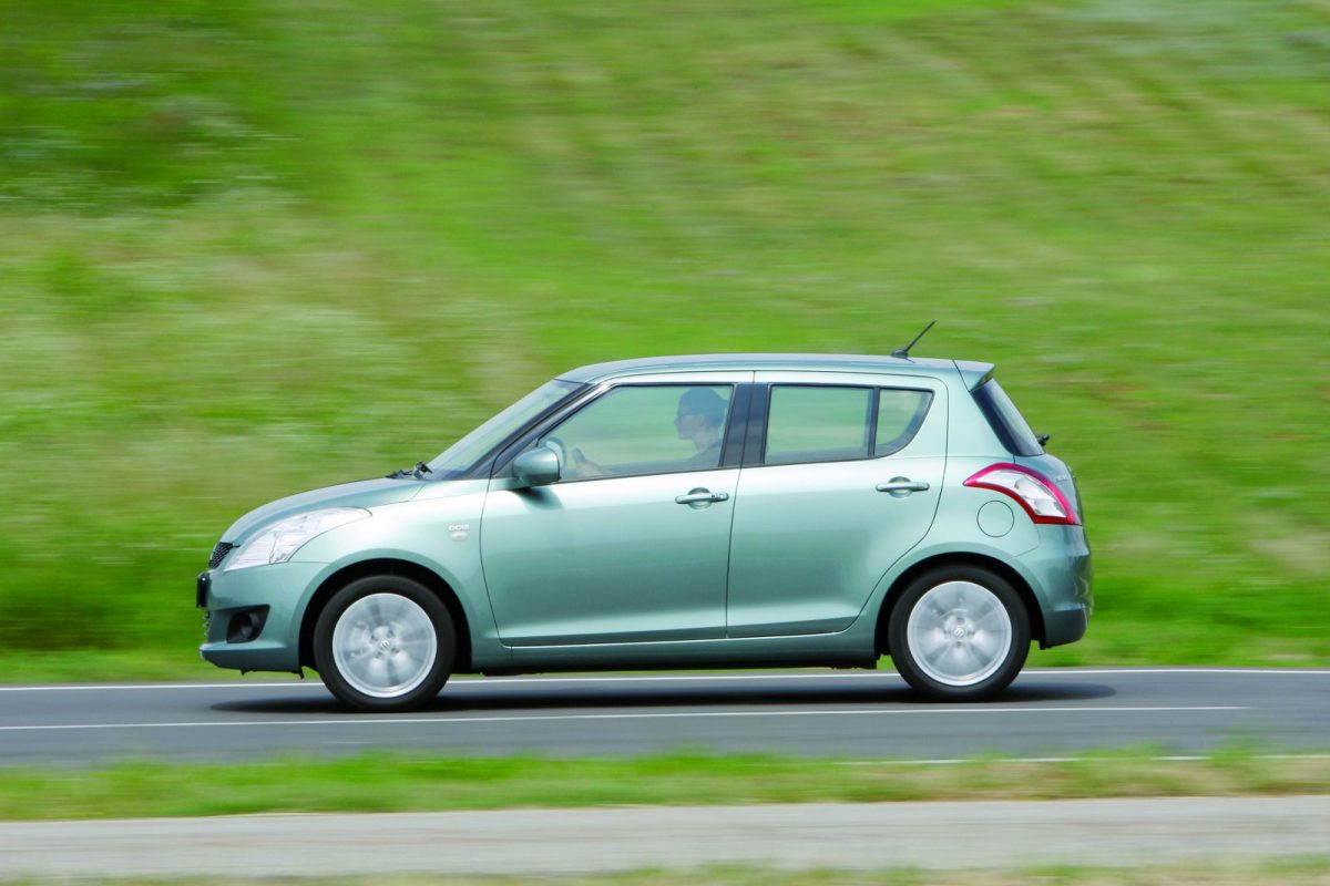SUZUKI