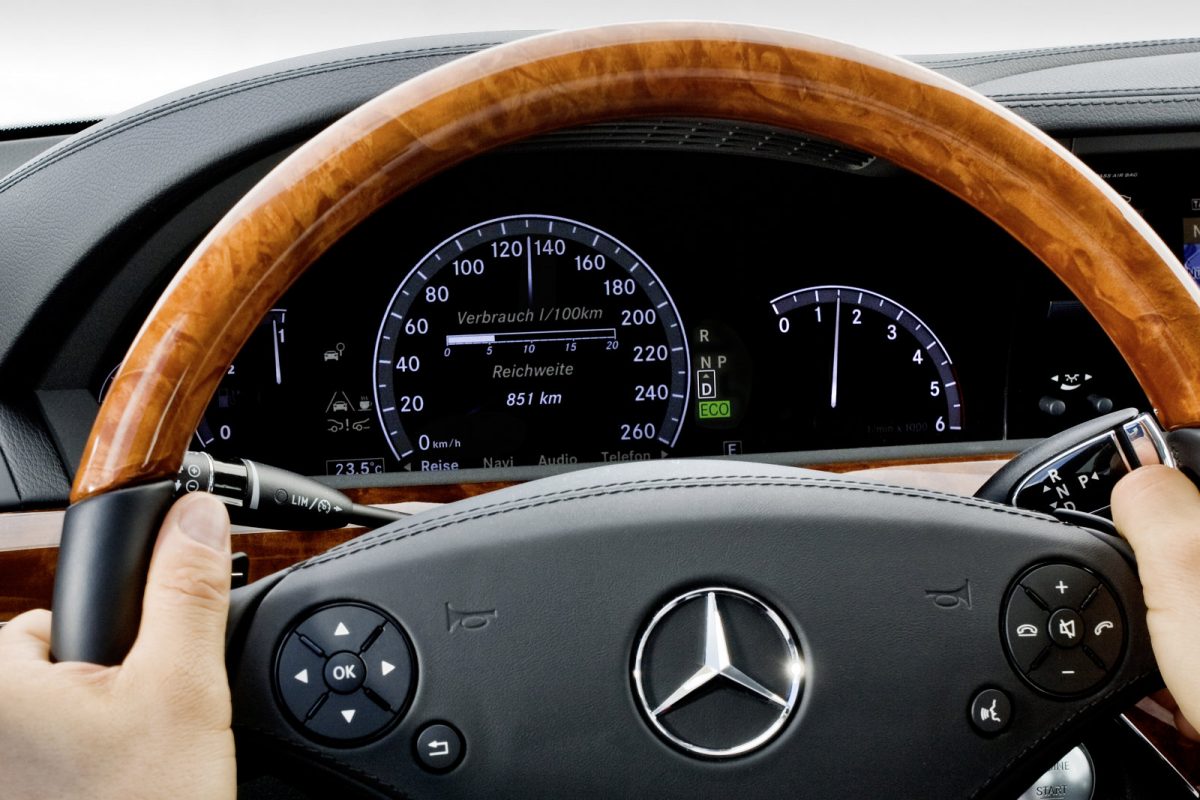 MERCEDES-BENZ