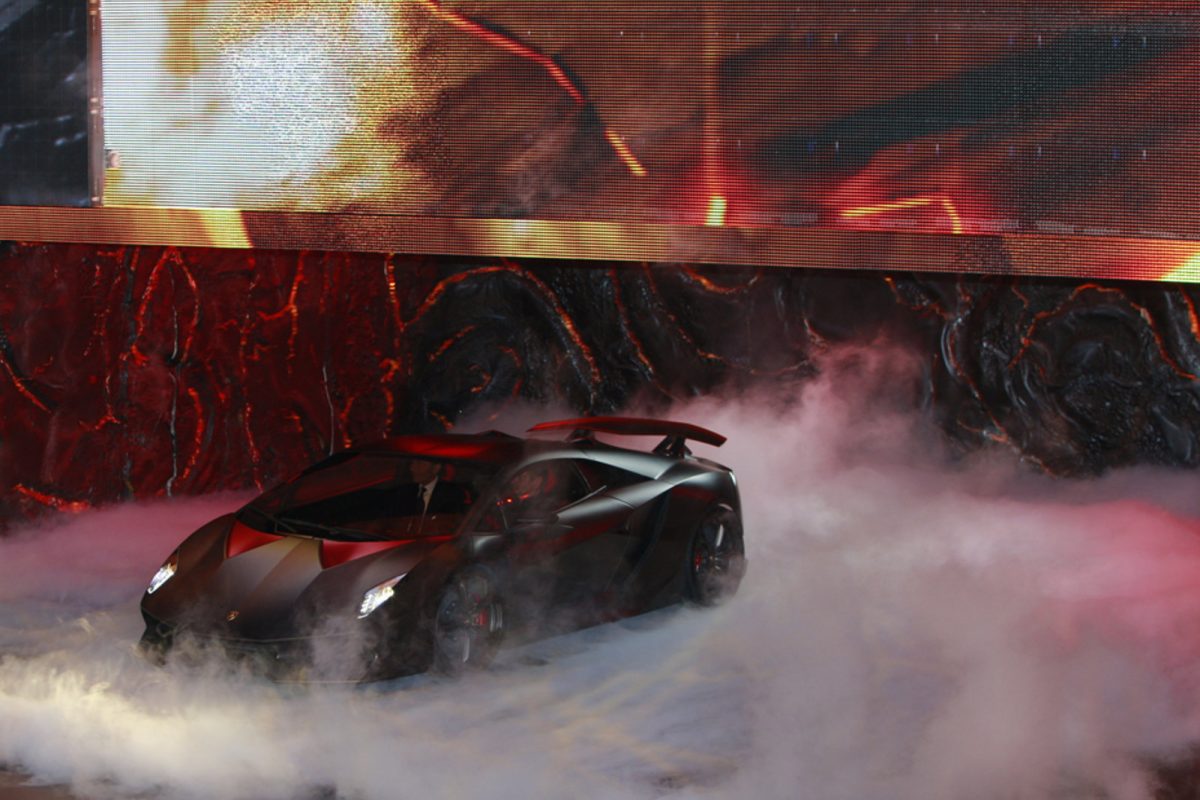 LAMBORGHINI