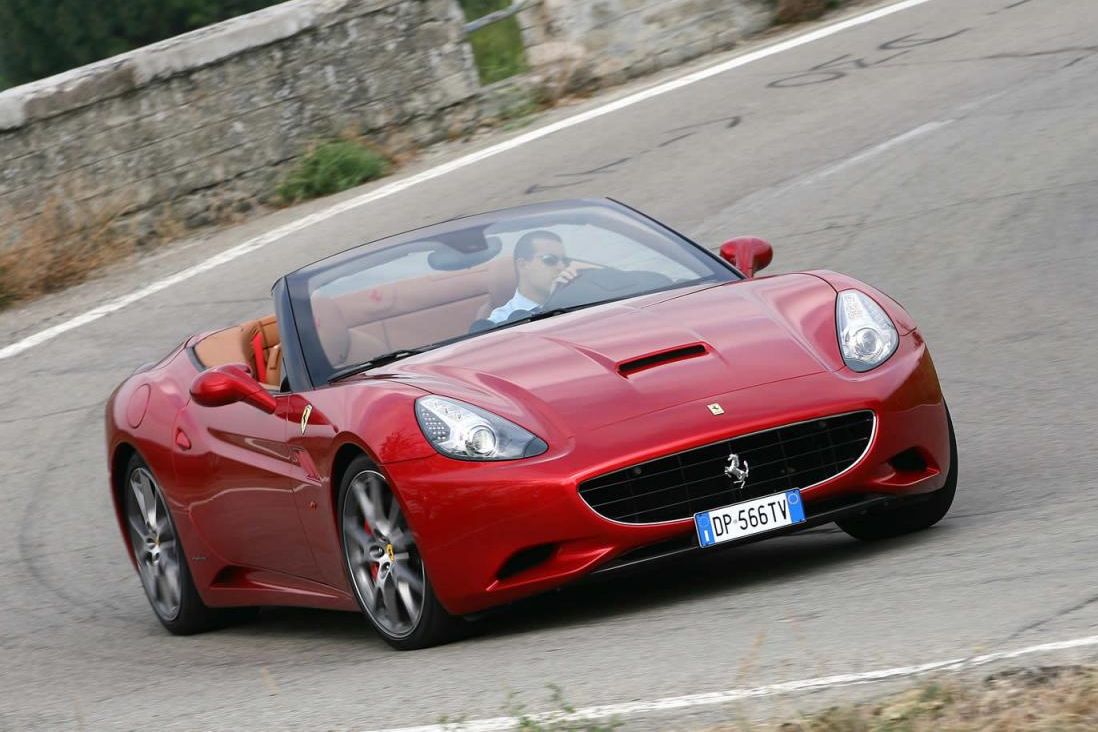FERRARI CALIFORNIA