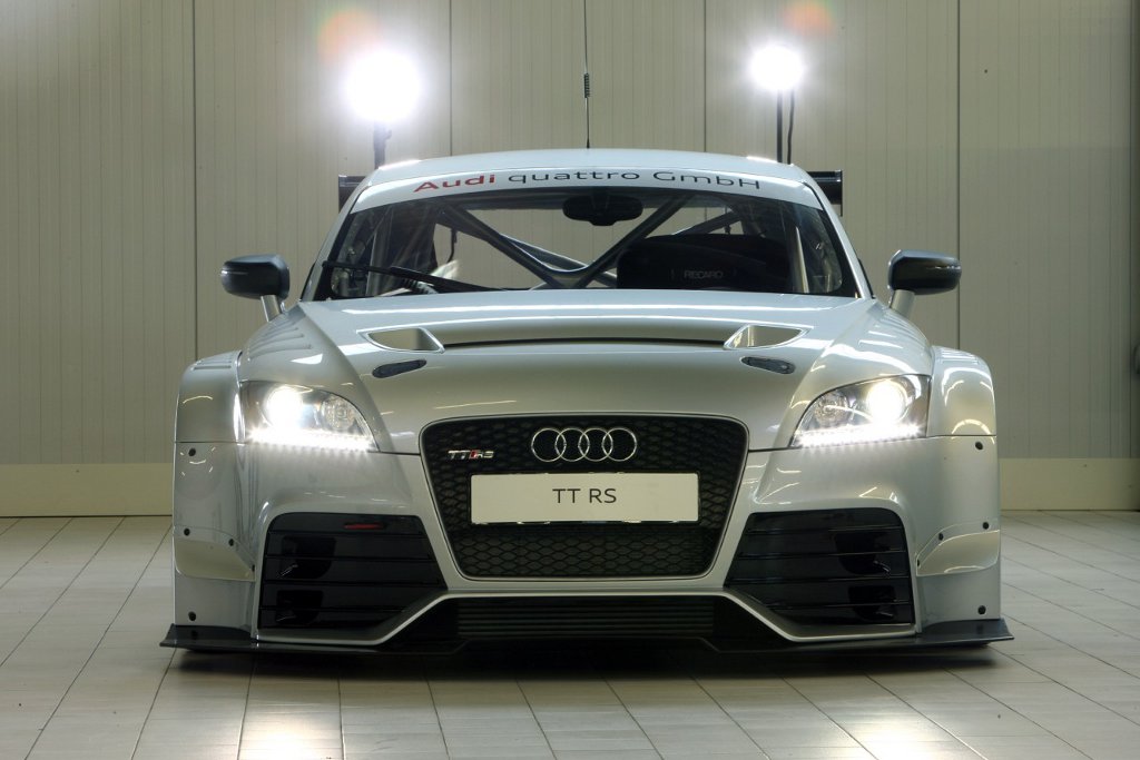 AUDI