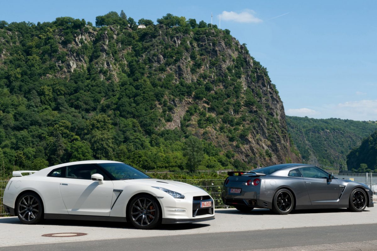 NISSAN GT-R