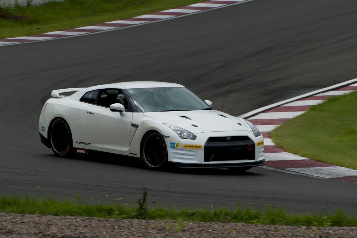 NISSAN GT-R