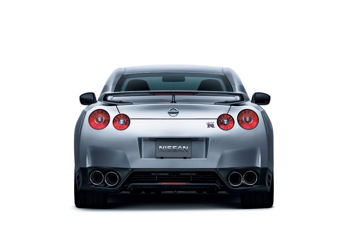 NISSAN GT-R