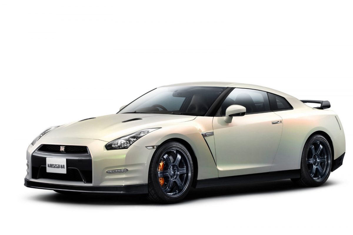 NISSAN GT-R