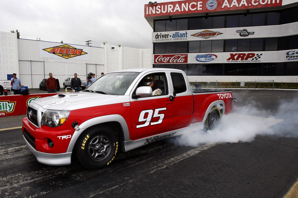 TOYOTA TACOMA