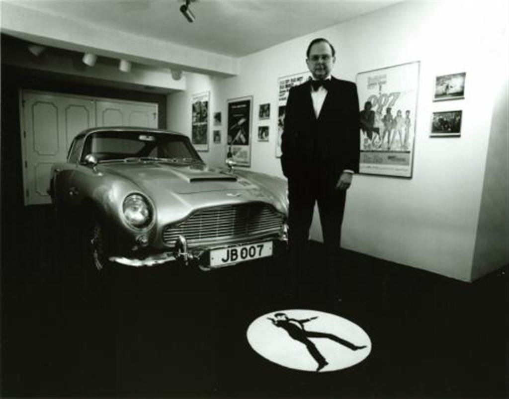 ASTON MARTIN