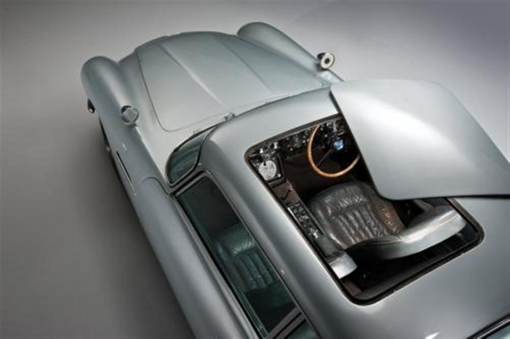 ASTON MARTIN