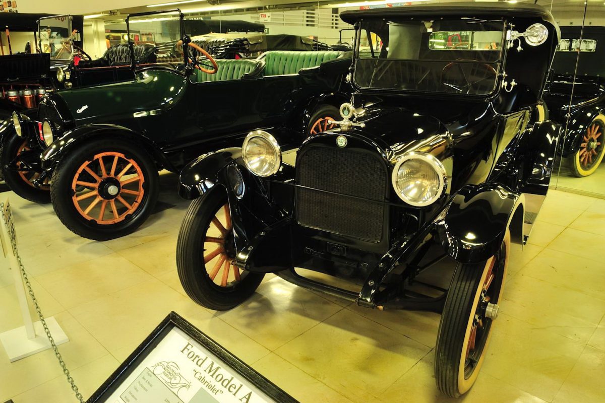 CADILLAC