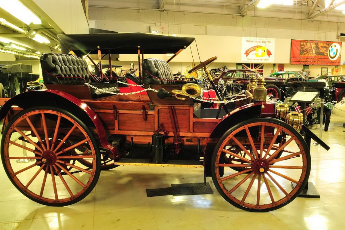 CADILLAC