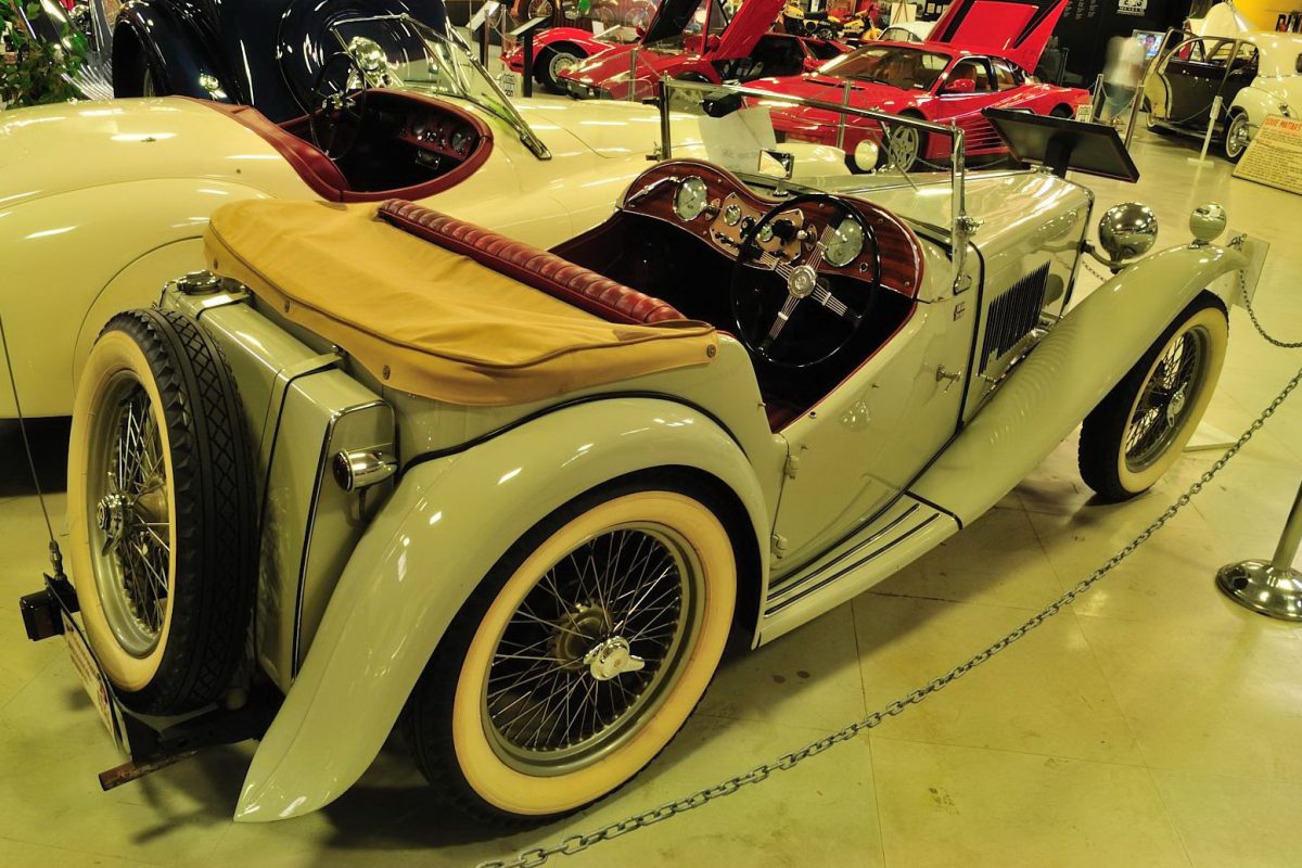 CADILLAC