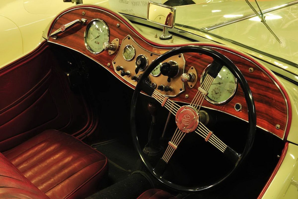 CADILLAC