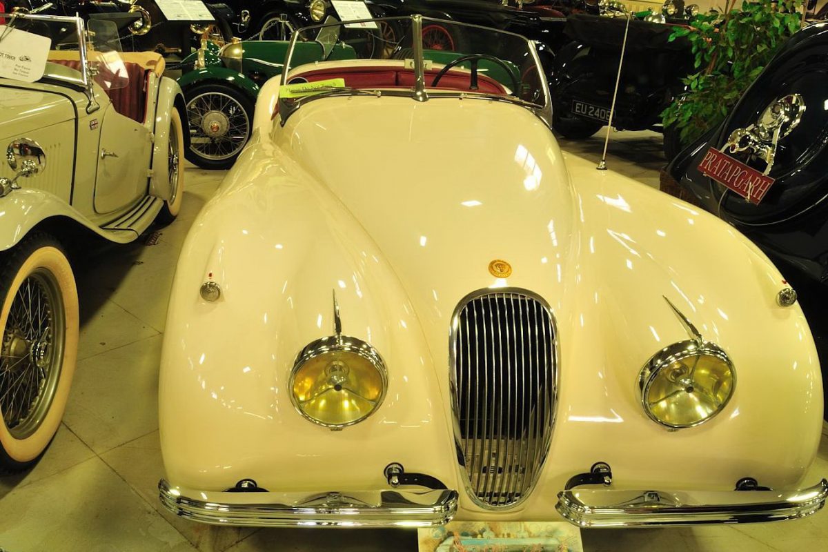 CADILLAC