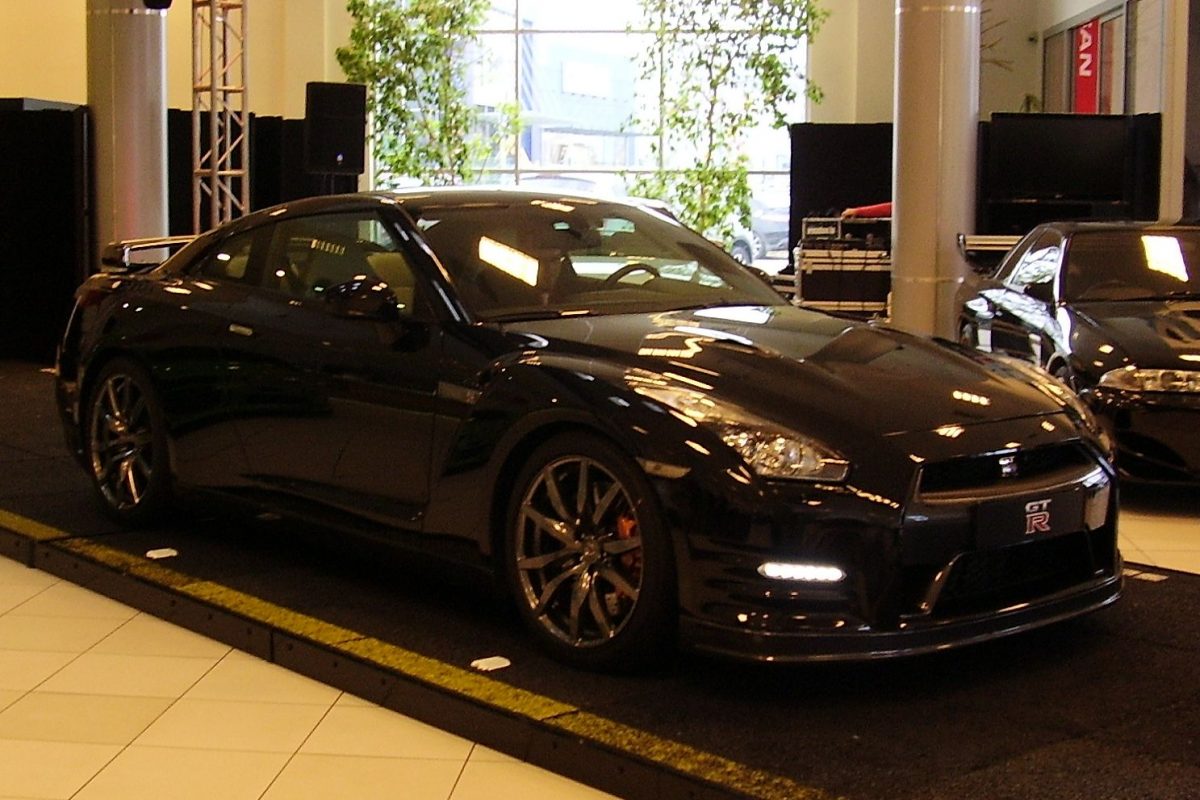 NISSAN GT-R