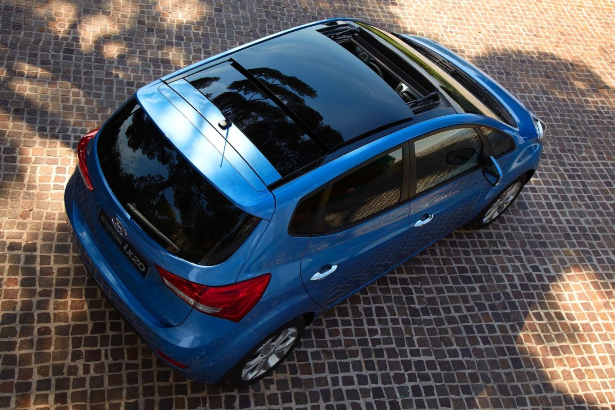 HYUNDAI