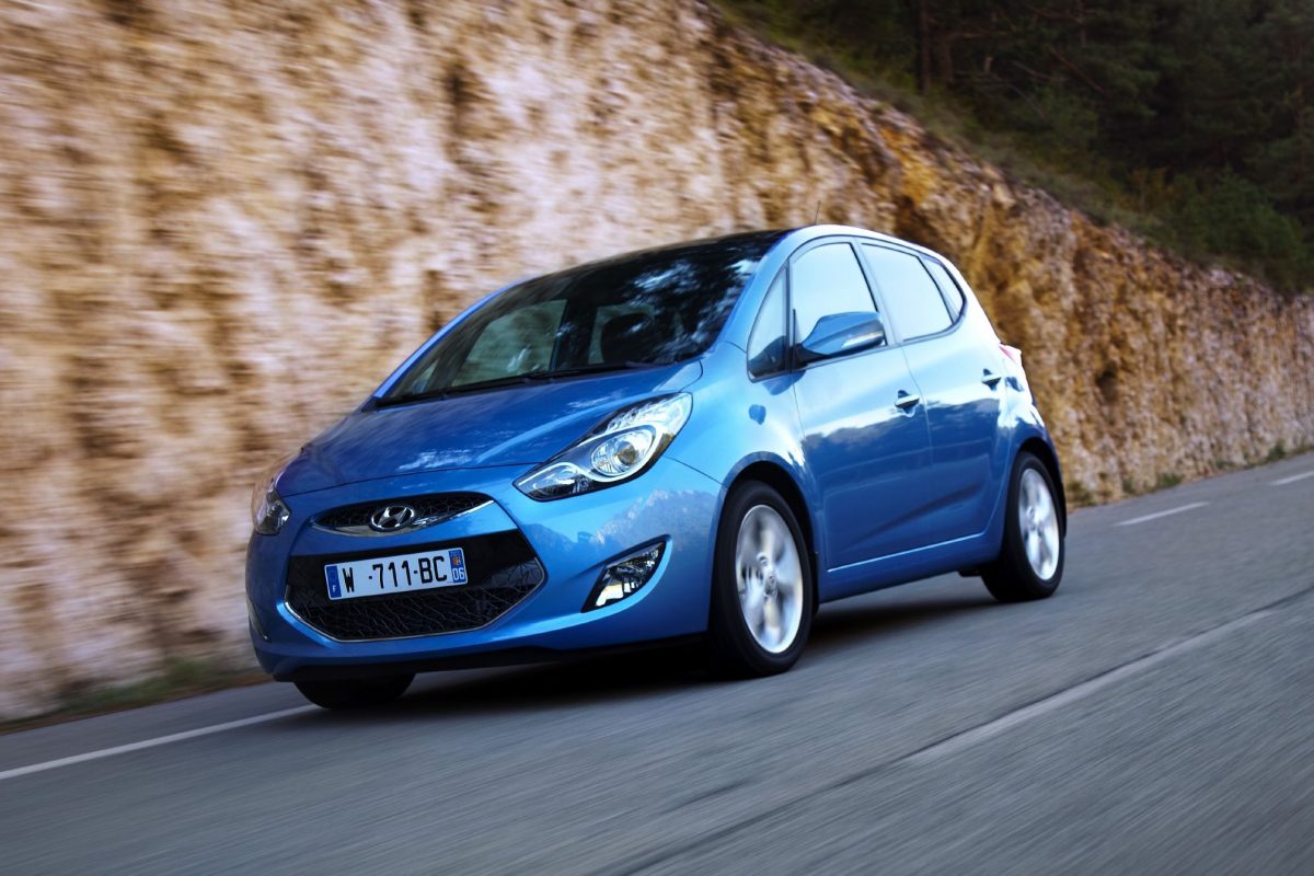 HYUNDAI