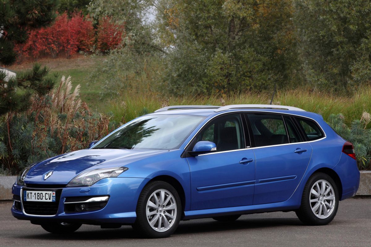 RENAULT LAGUNA