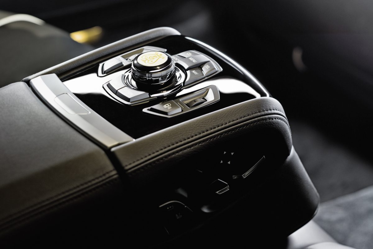 BMW 7-ES SOROZAT