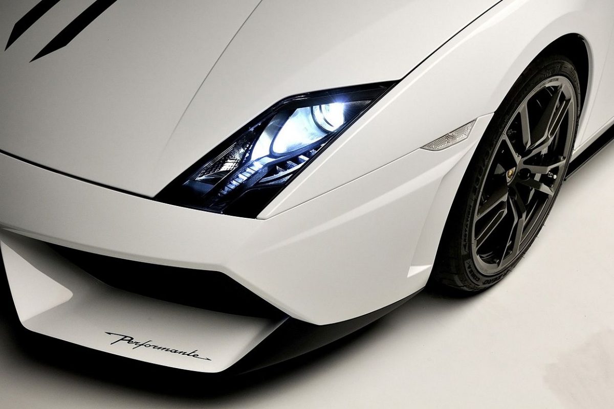 LAMBORGHINI