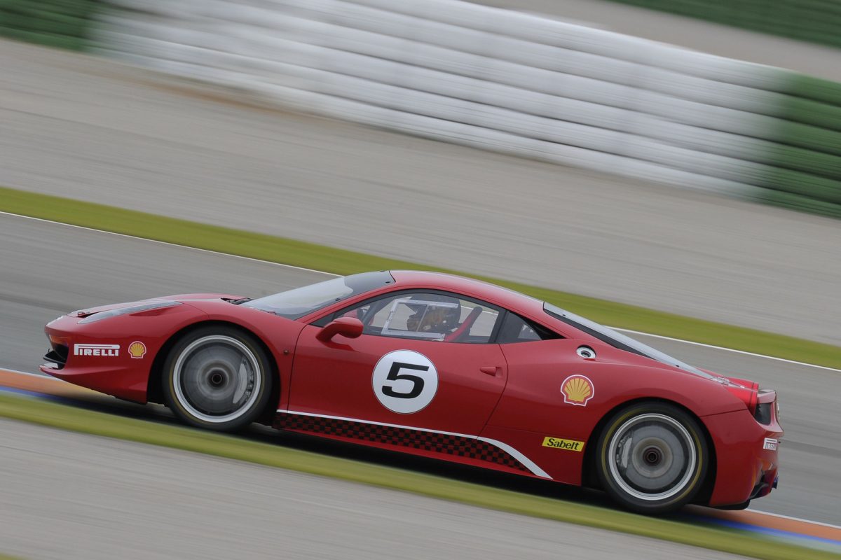 FERRARI 458