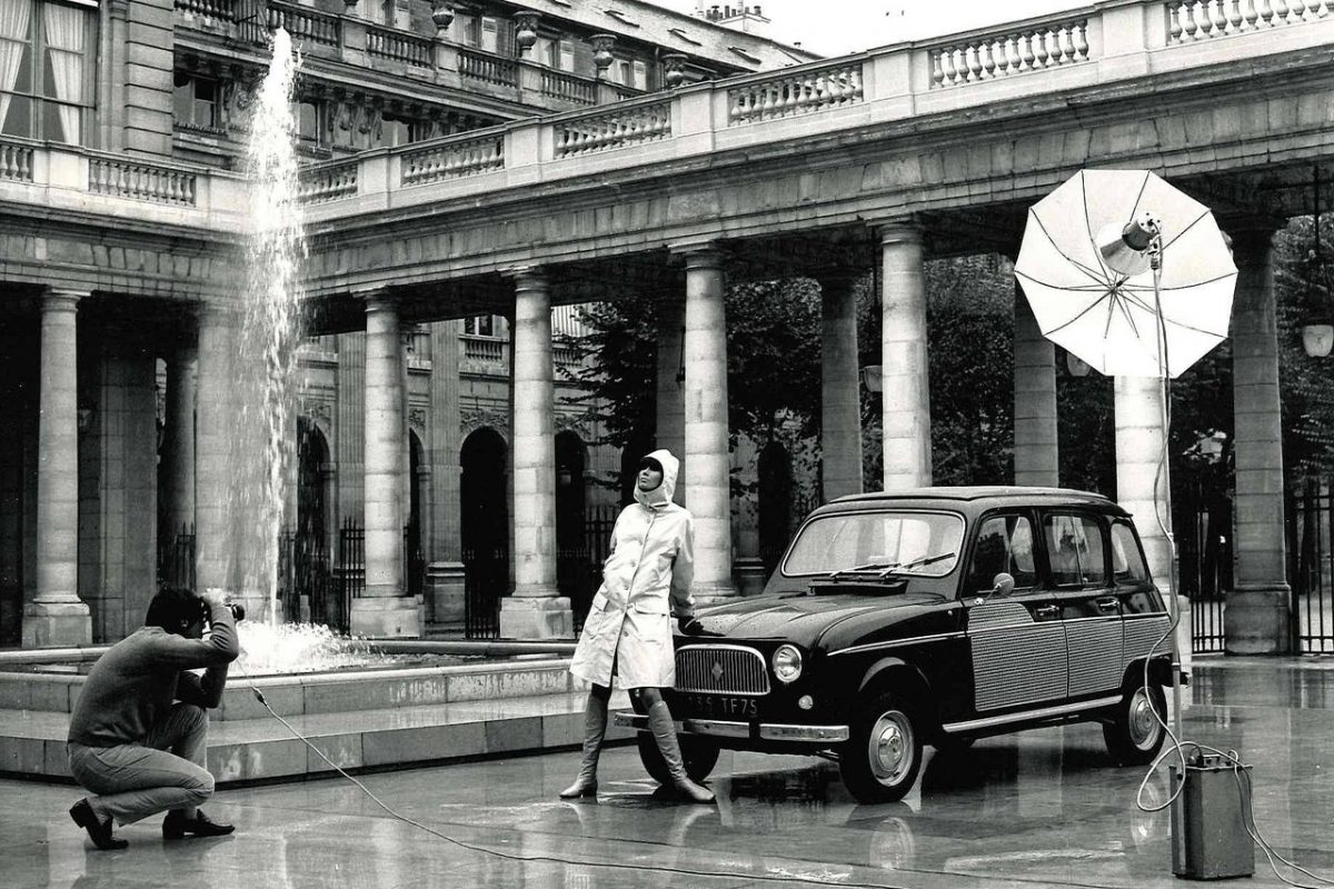 RENAULT R 4