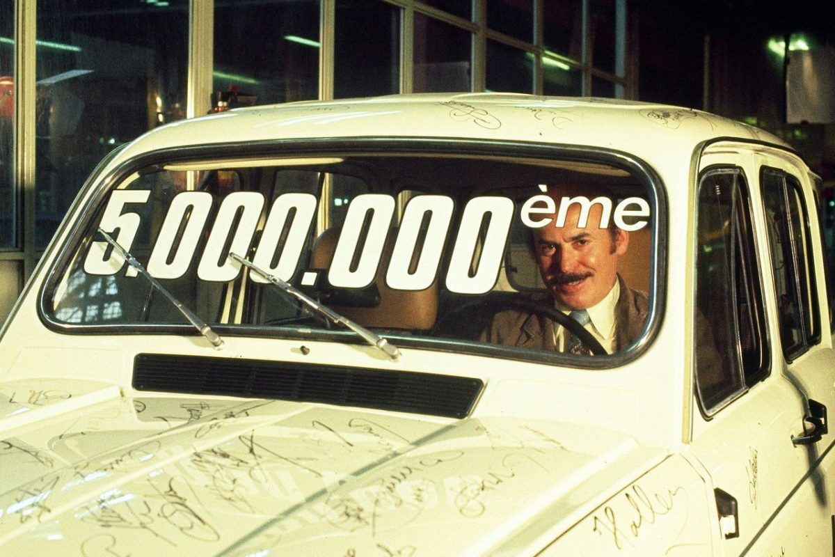 RENAULT R 4