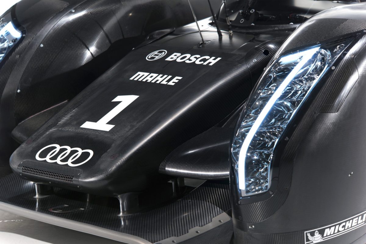 AUDI R8