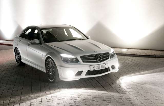 Még két lapáttal rátettek az egyébként se karcsú C 63 AMG-re