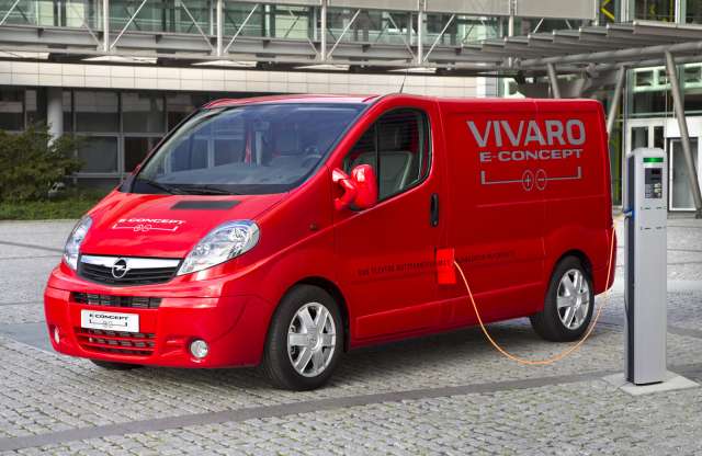 Piacfelmérést végeznek az elektromos Opel Vivaro-val