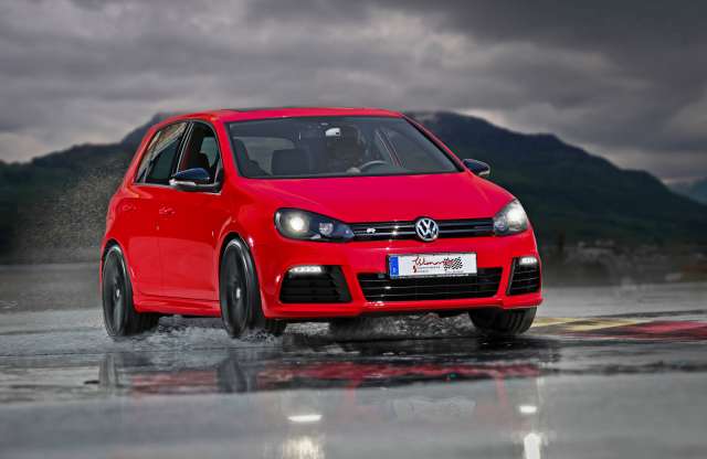 Gyenge a Golf R? 500 ló elég lesz?